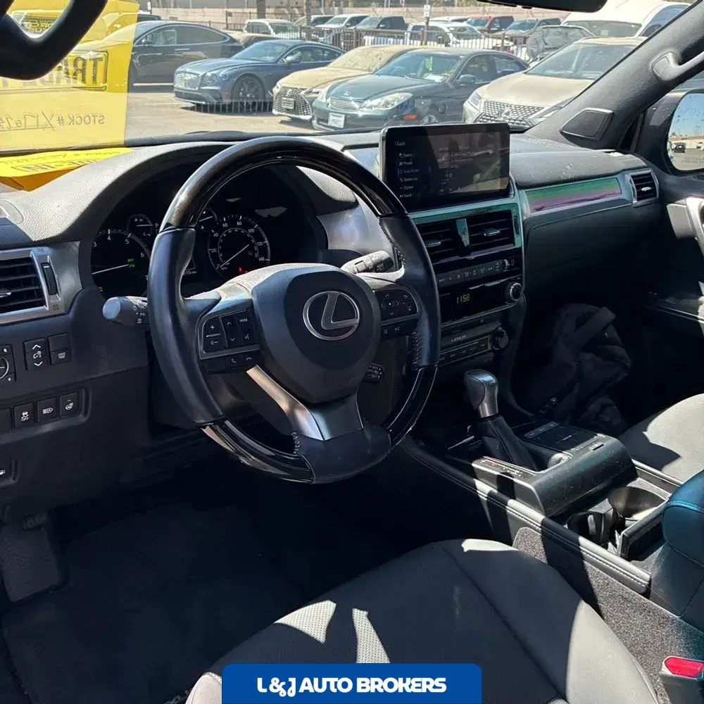 2023 Lexus GX 460 Base