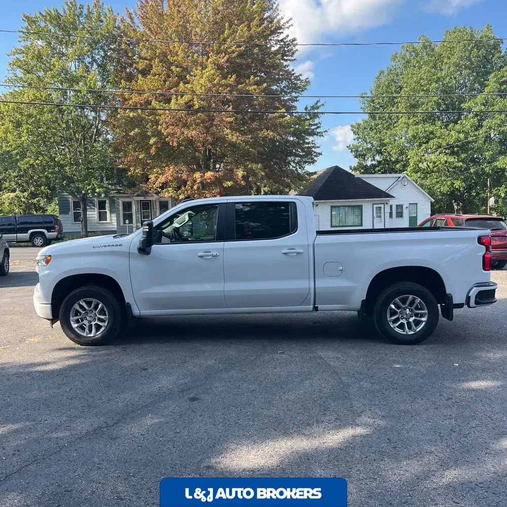 2024 Chevrolet Silverado 1500 RST