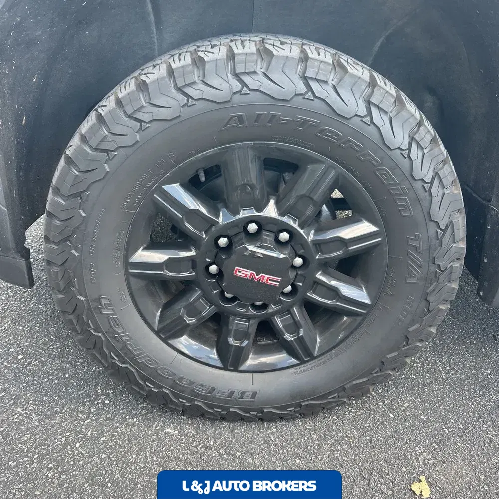 2024 GMC Sierra 2500 AT4