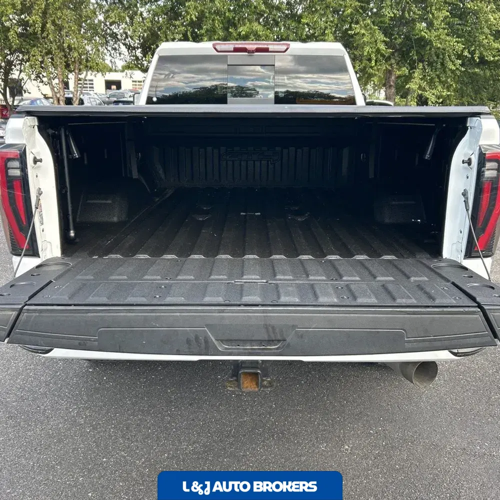 2024 GMC Sierra 2500 AT4