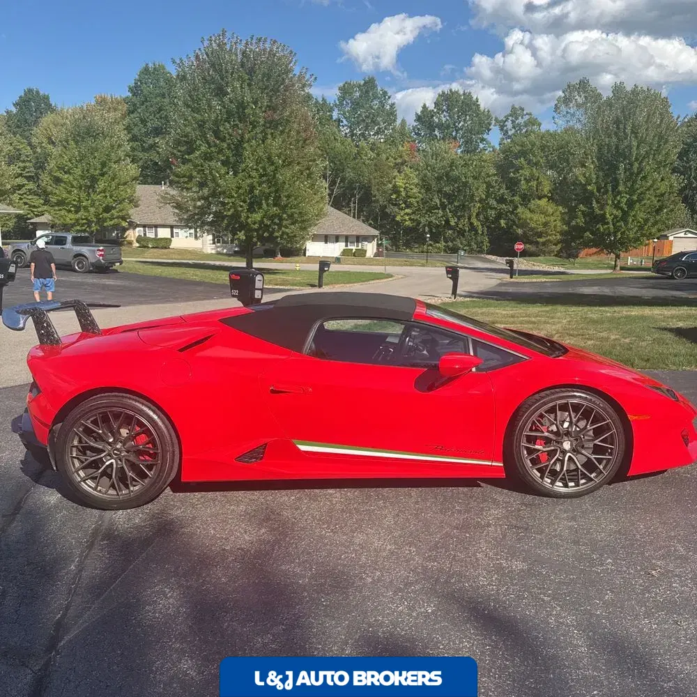 2017 Lamborghini Huracan LP 580-2 Spyder