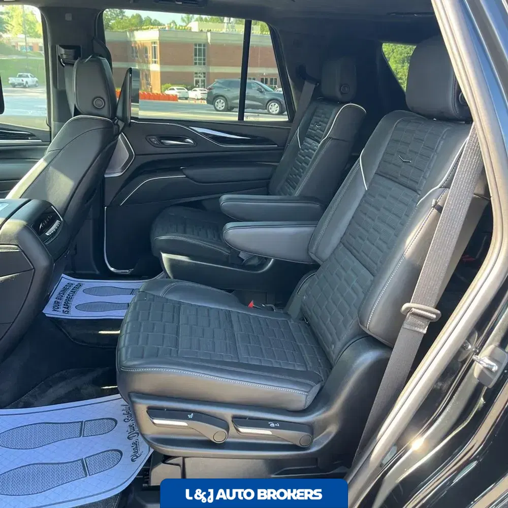 2023 Cadillac Escalade-V Base