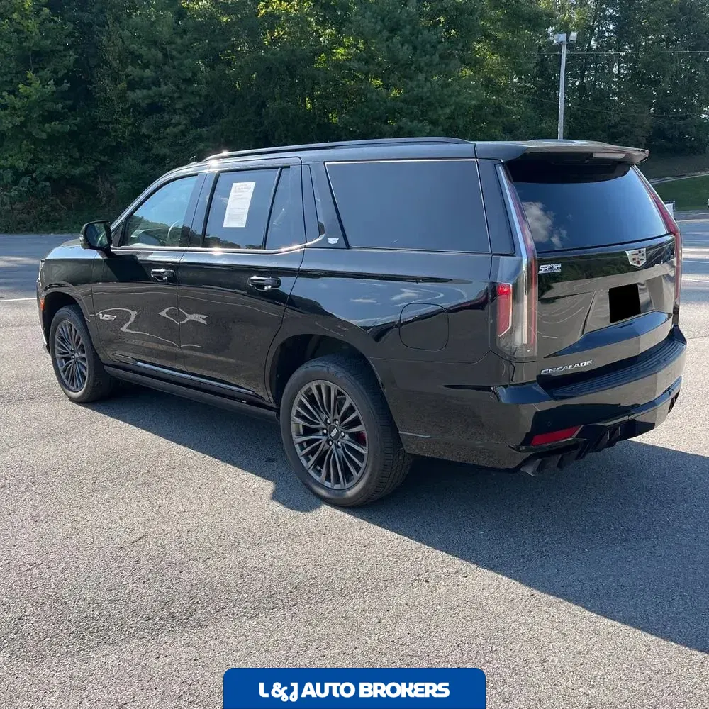 2023 Cadillac Escalade-V Base