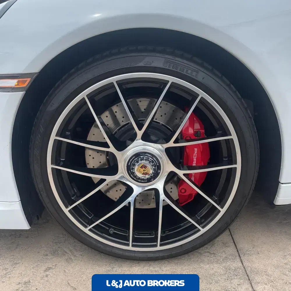 2017 Porsche 911 Carrera 4 Turbo S