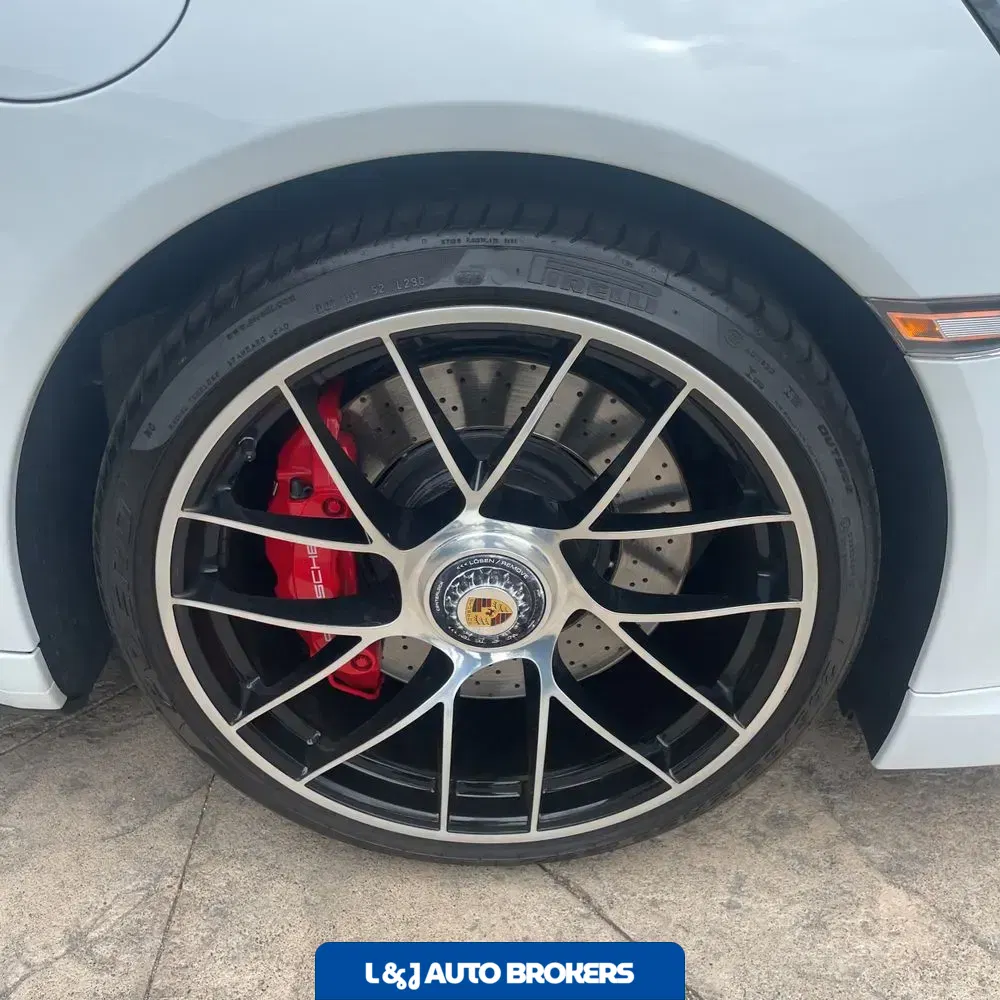 2017 Porsche 911 Carrera 4 Turbo S