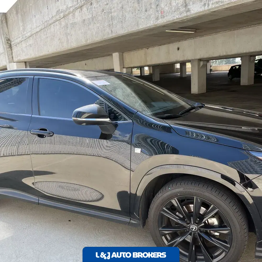 2024 Lexus NX 450h+ F SPORT Handling