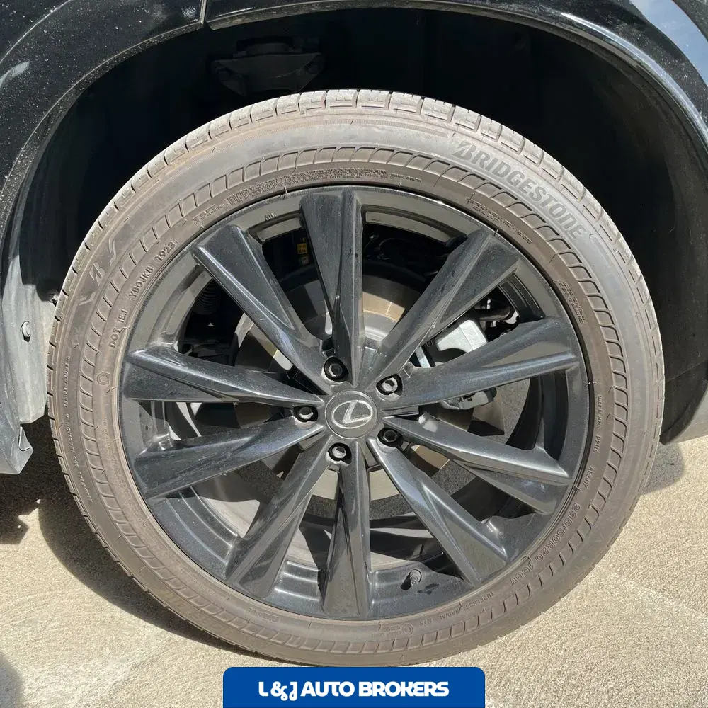 2024 Lexus NX 450h+ F SPORT Handling