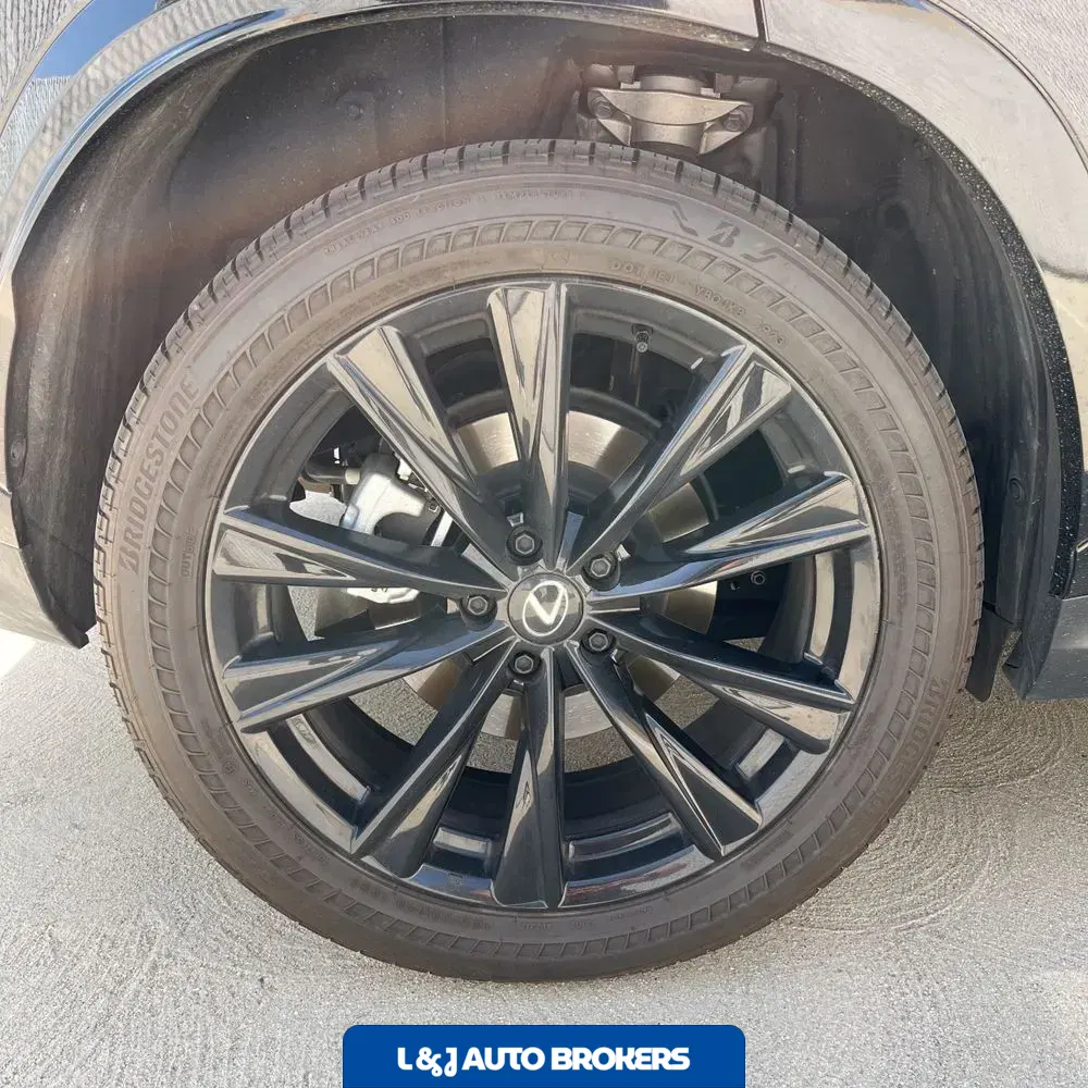2024 Lexus NX 450h+ F SPORT Handling