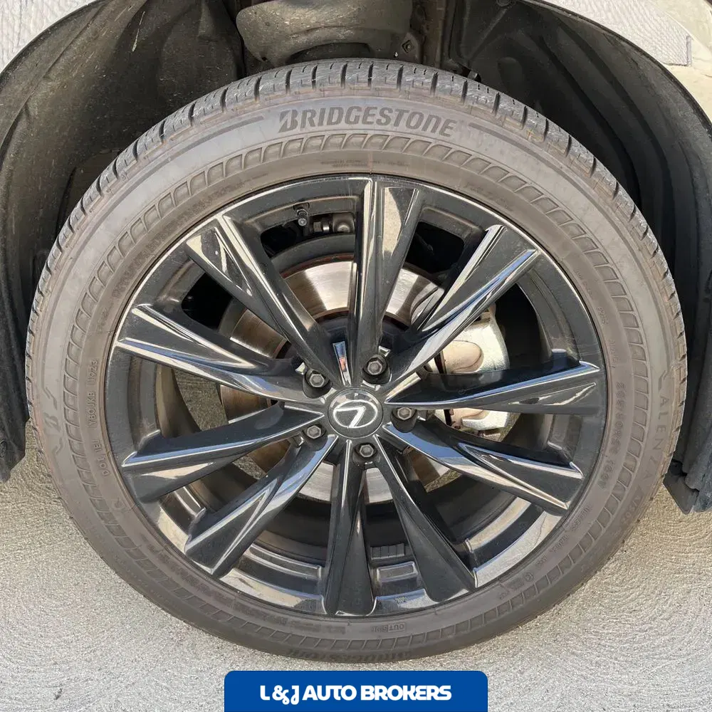 2024 Lexus NX 450h+ F SPORT Handling