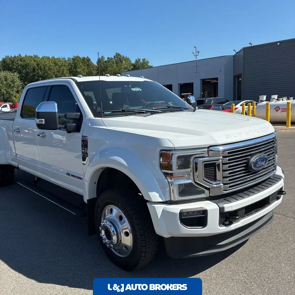2022 Ford F-450 Super Duty Platinum