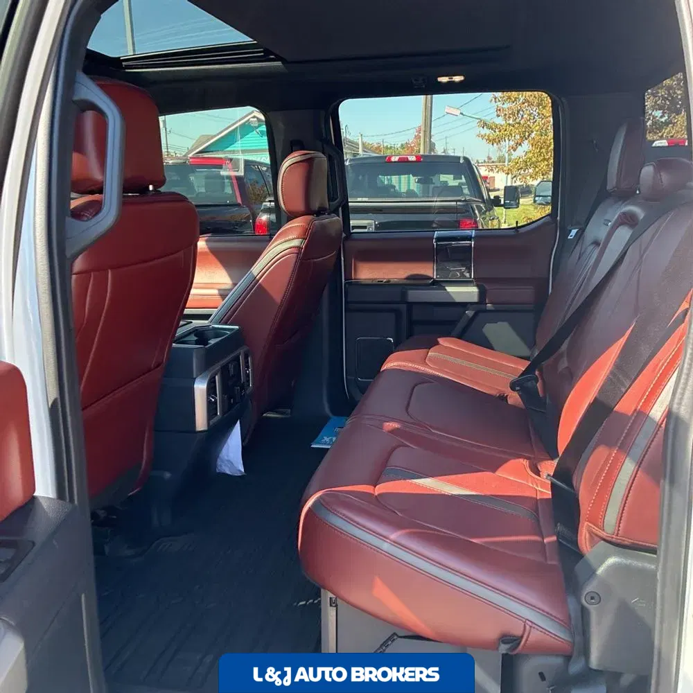 2022 Ford F-450 Super Duty Platinum