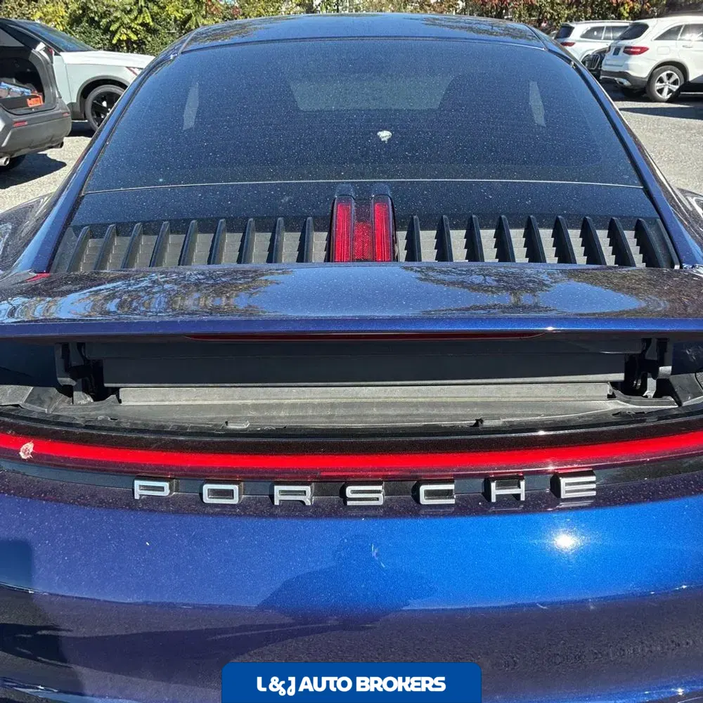 2020 Porsche 911 Carrera