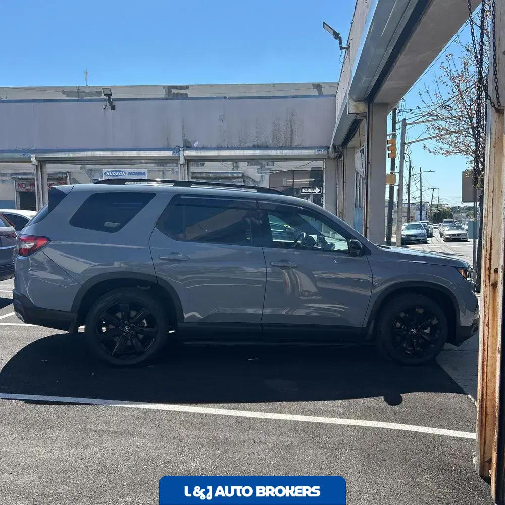 2025 Honda Pilot Black Edition