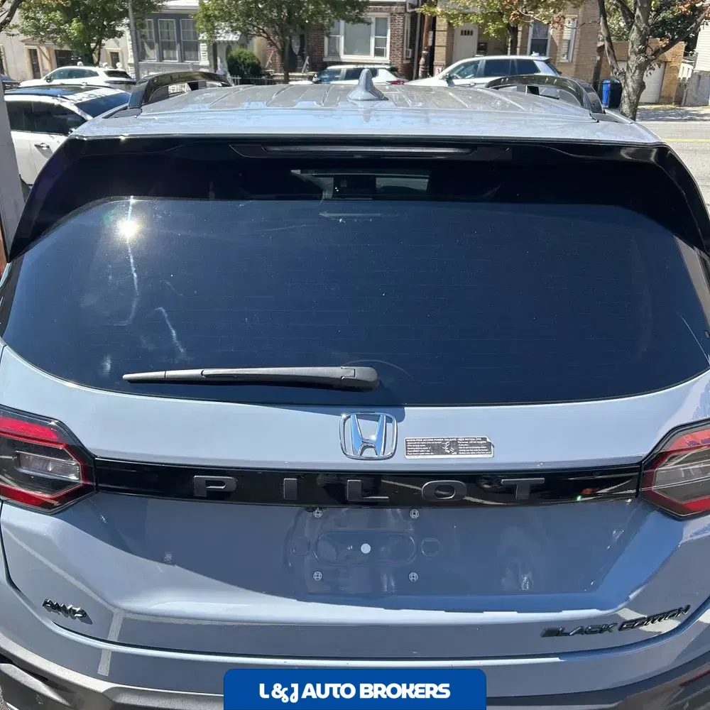 2025 Honda Pilot Black Edition