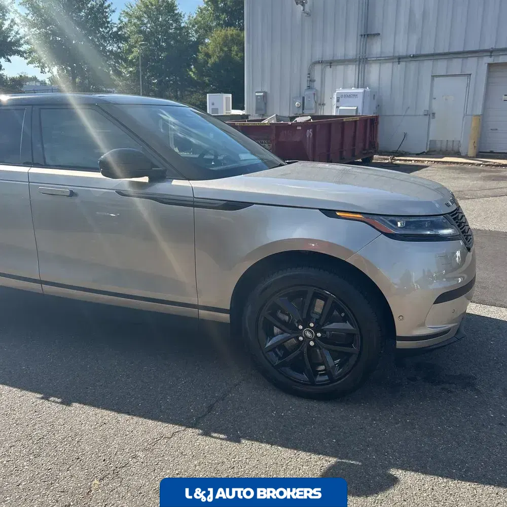 2026 Land Rover Velar  P250