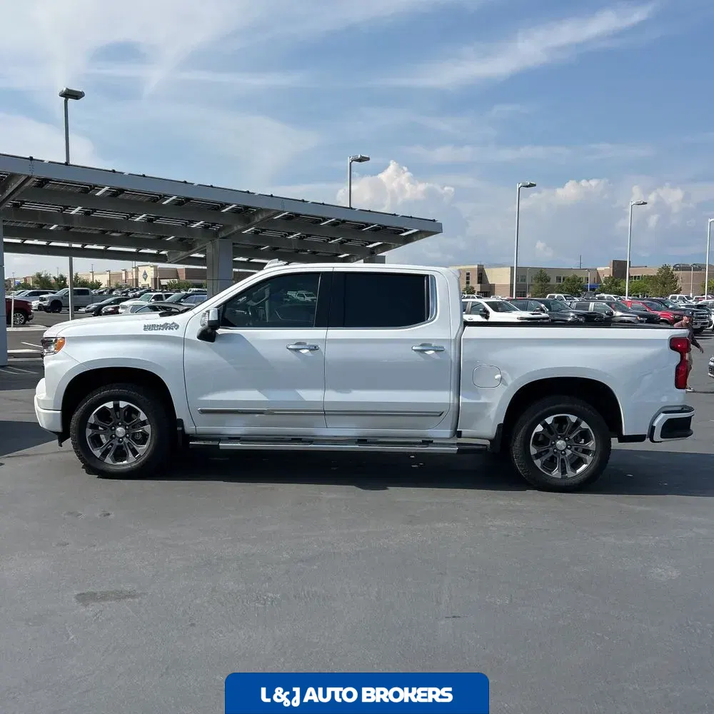 2022 Chevrolet Silverado 1500 High Country