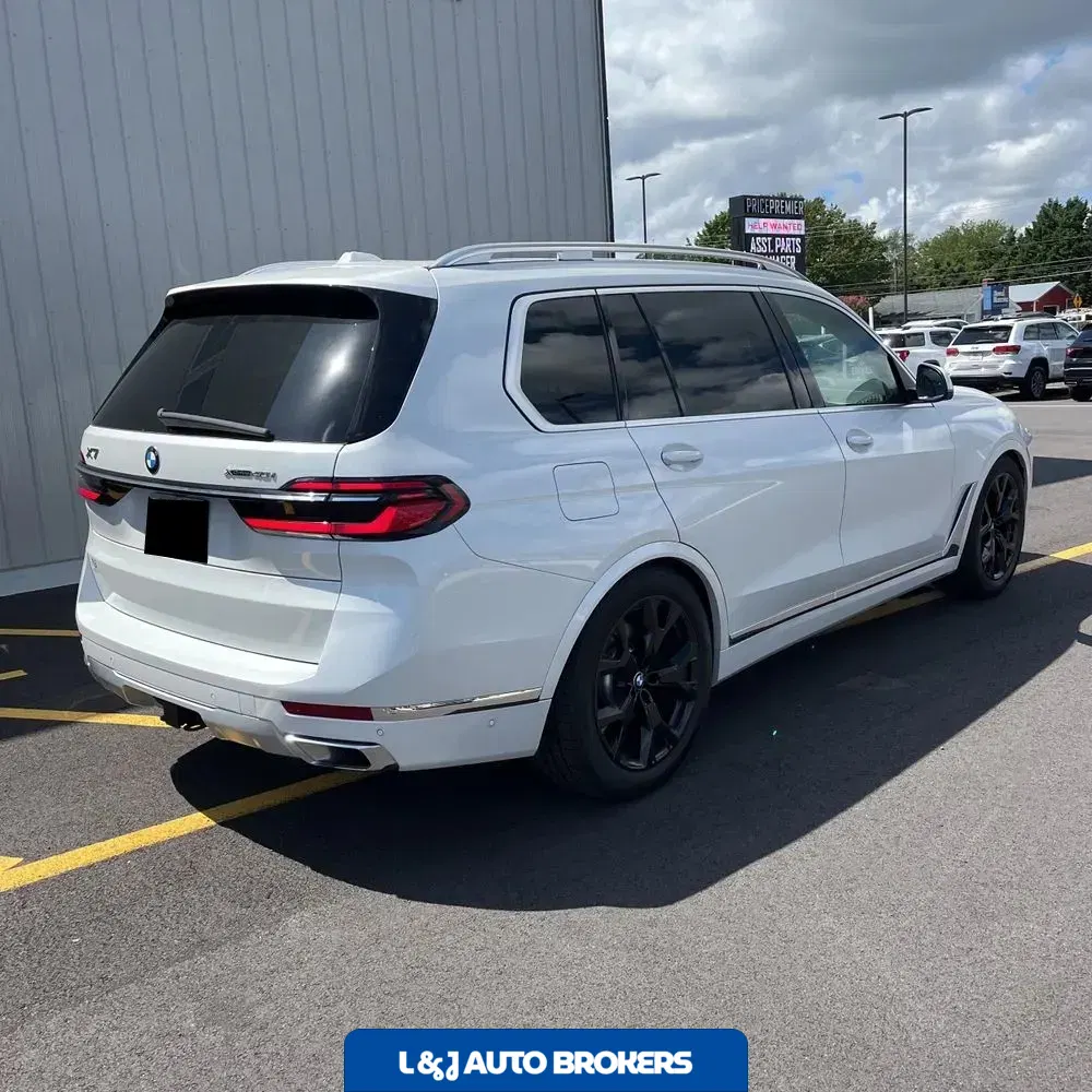 2023 BMW X7 XDrive40i