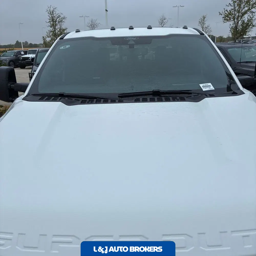 2025 Ford F450SD Platinum