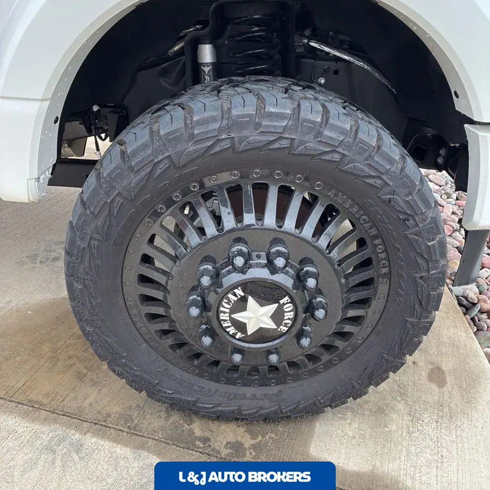 2025 Ford F450SD Platinum