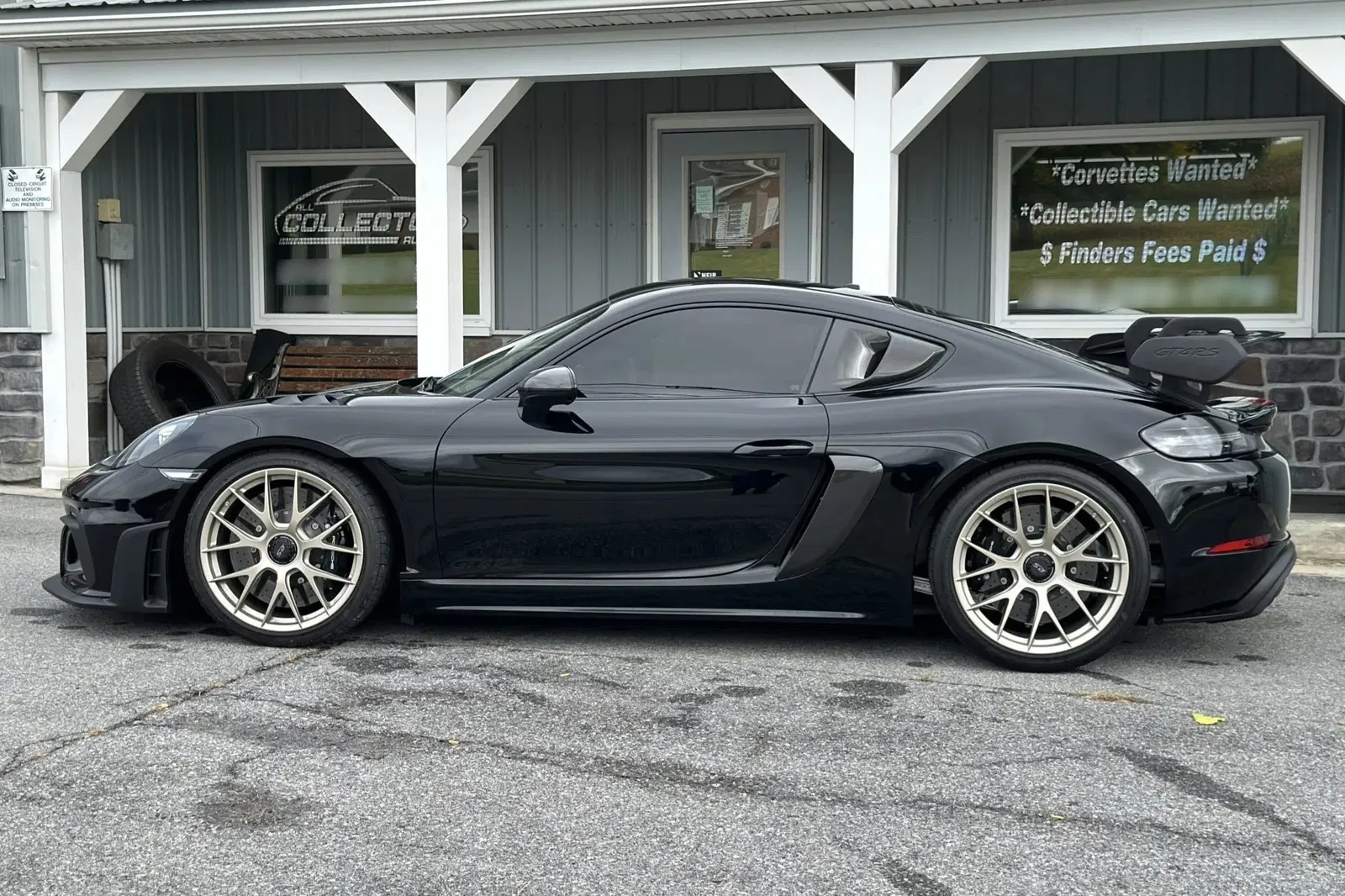 2023 Porsche 718 Cayman GT4 RS Weissach