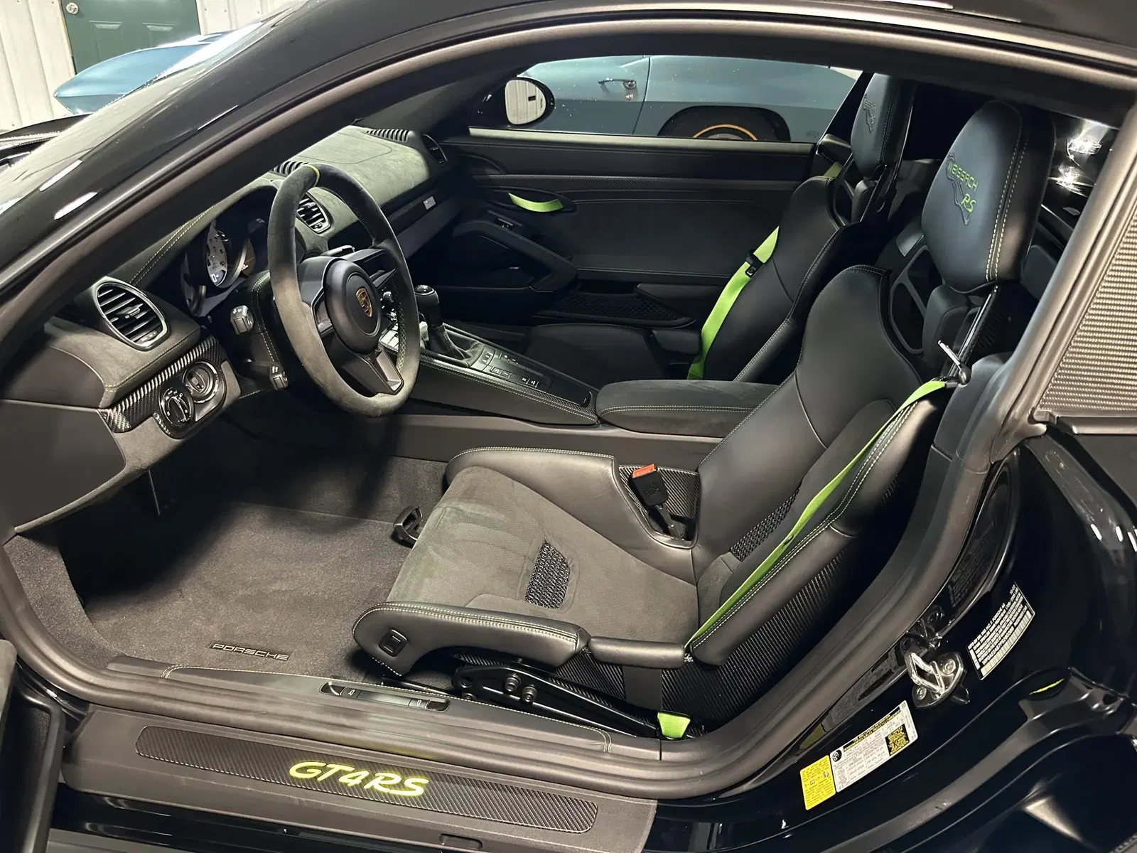 2023 Porsche 718 Cayman GT4 RS Weissach