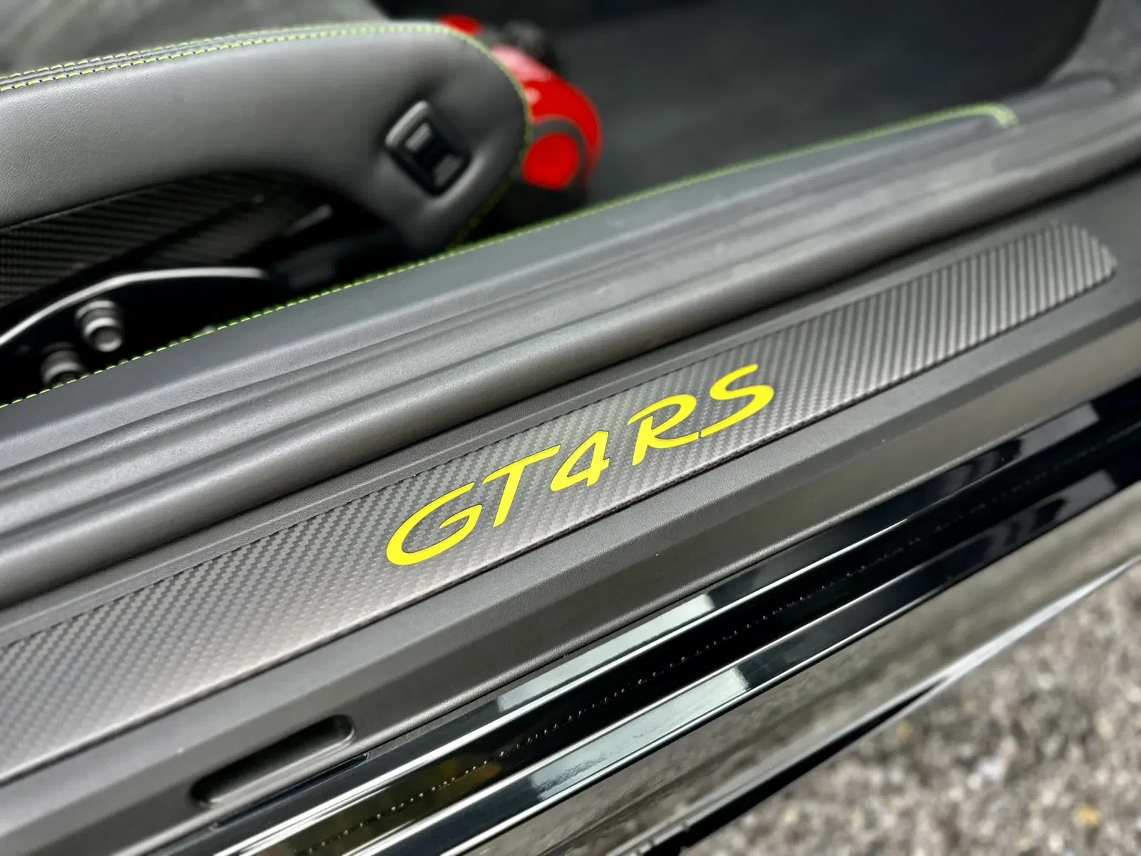 2023 Porsche 718 Cayman GT4 RS Weissach