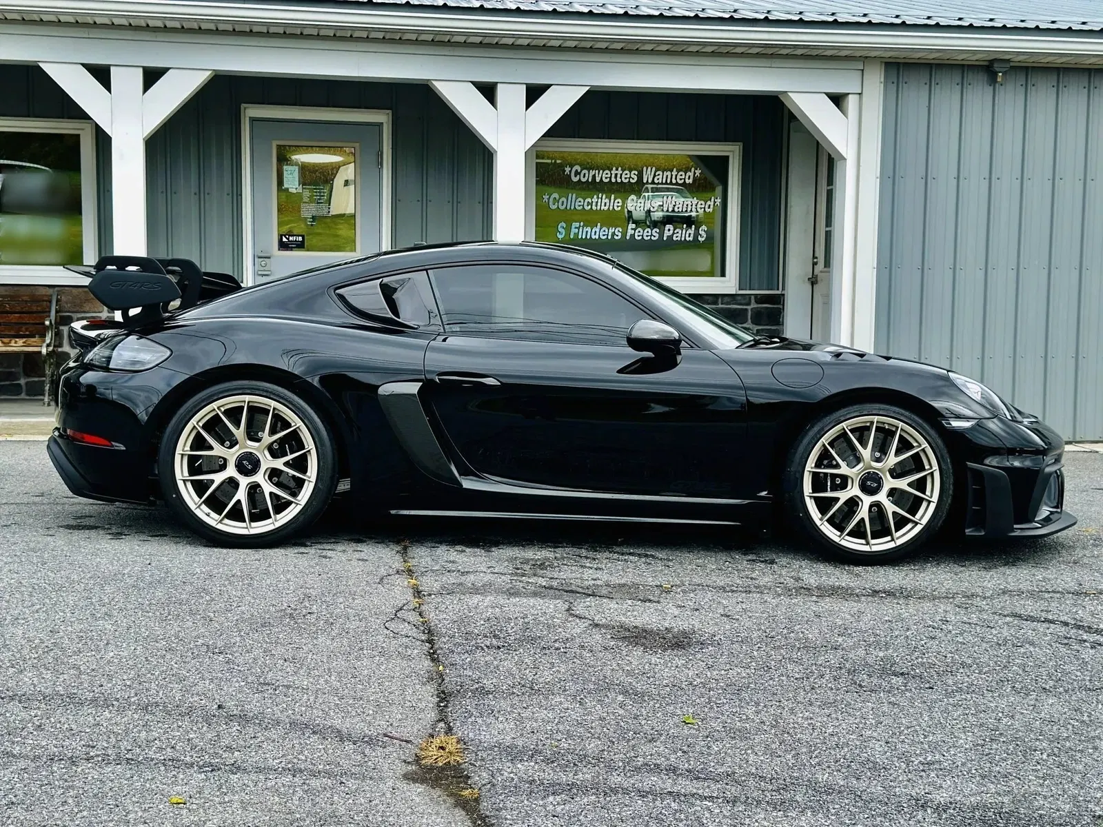 2023 Porsche 718 Cayman GT4 RS Weissach