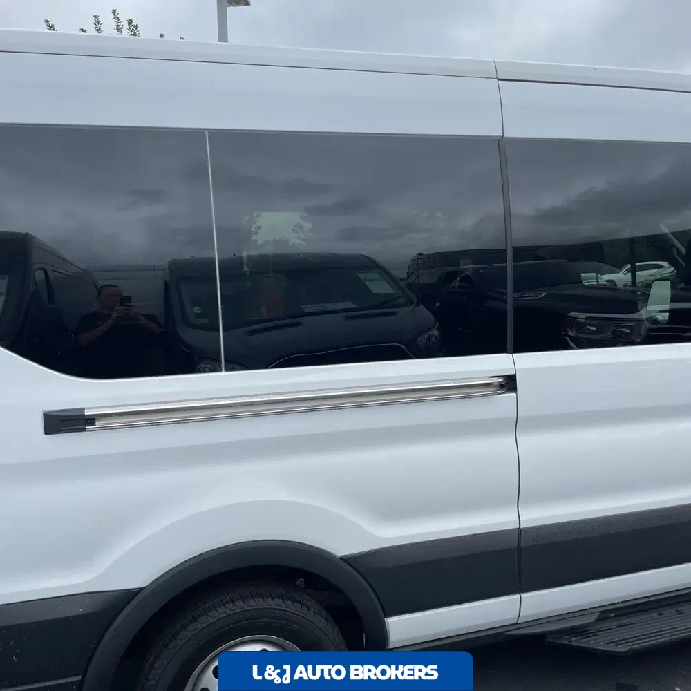 2024 Ford Transit 350 XLT