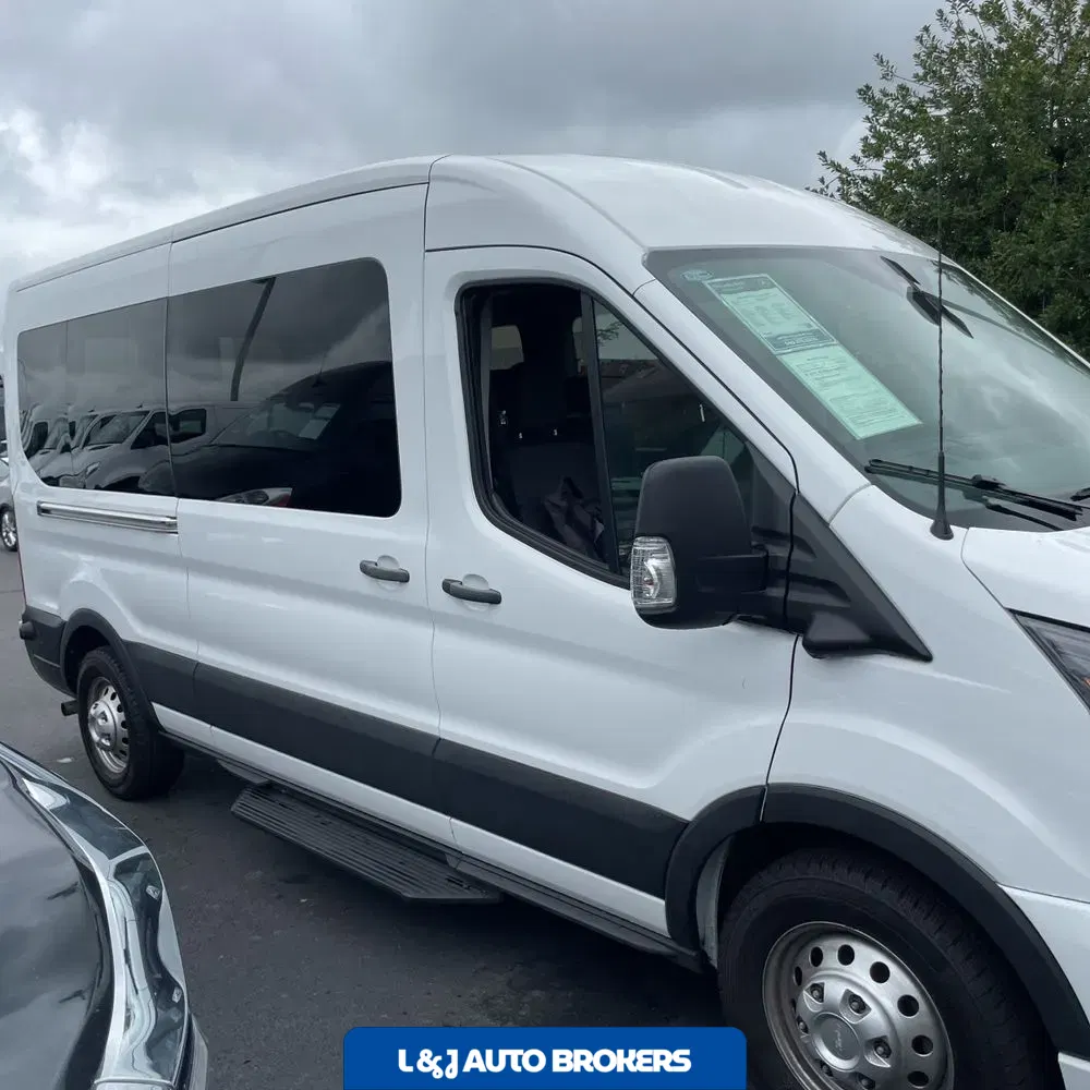 2024 Ford Transit 350 XLT