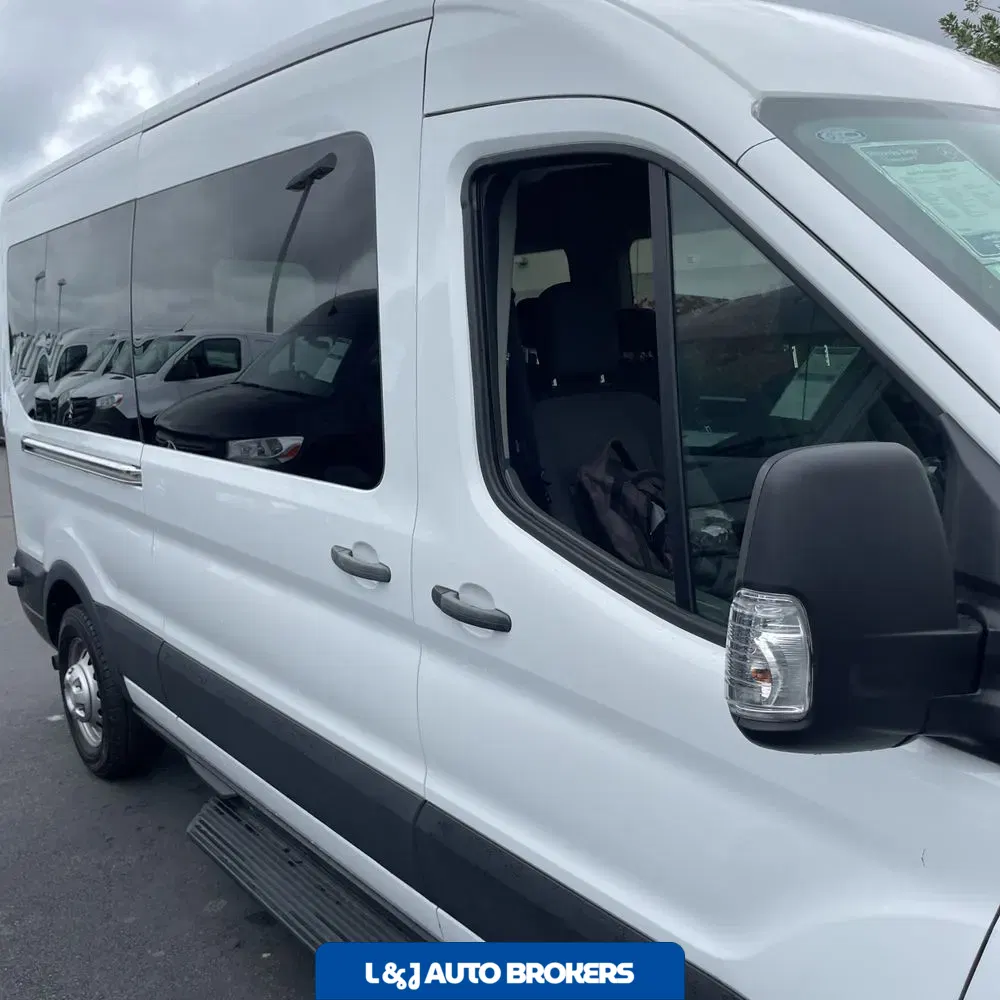 2024 Ford Transit 350 XLT