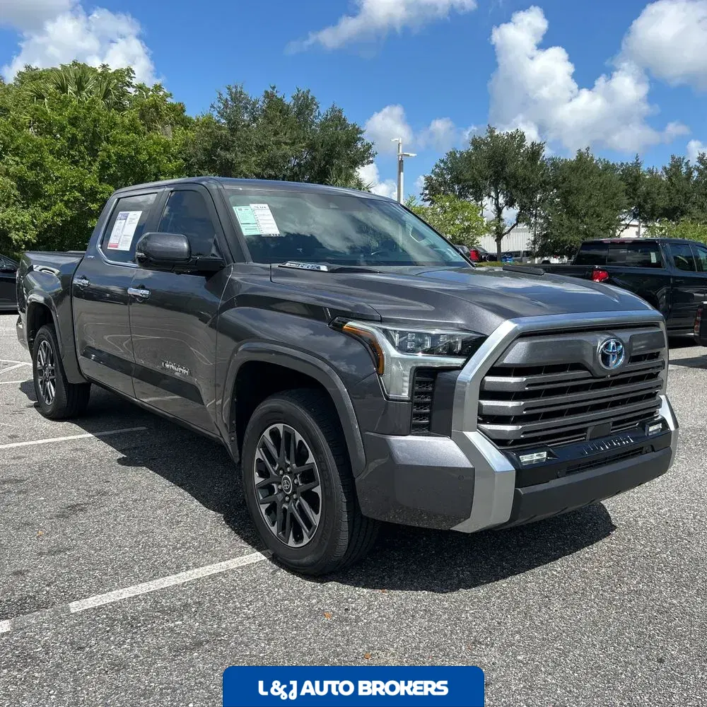 2024 Toyota Tundra Limited HV