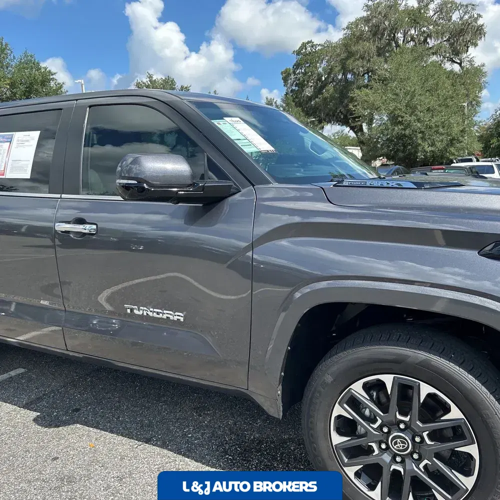 2024 Toyota Tundra Limited HV