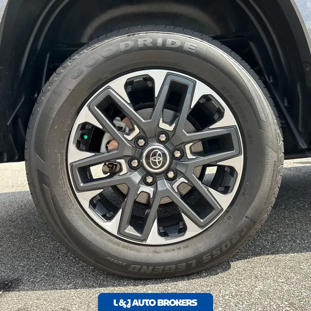 2024 Toyota Tundra Limited HV