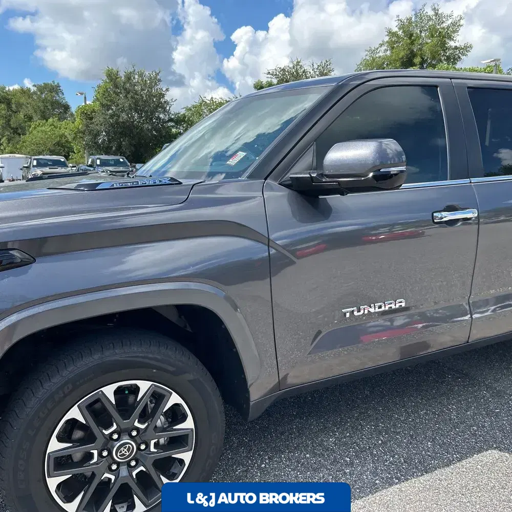 2024 Toyota Tundra Limited HV