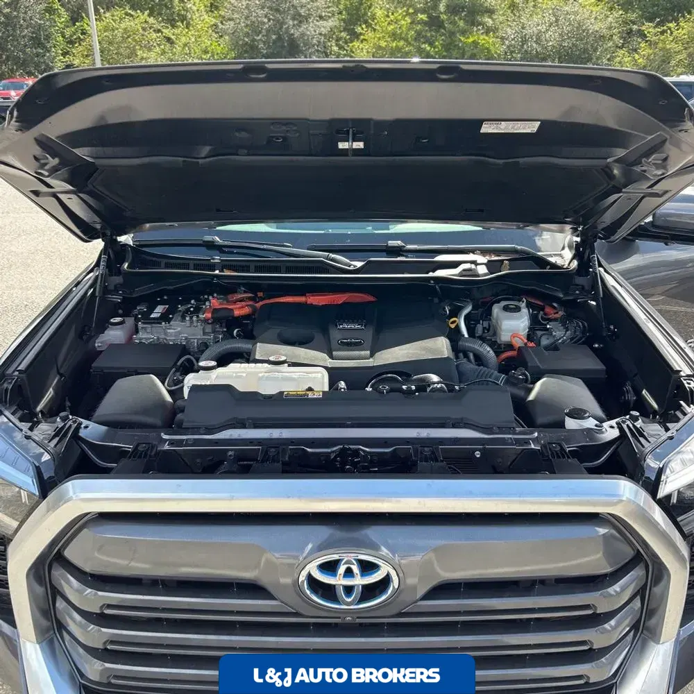 2024 Toyota Tundra Limited HV