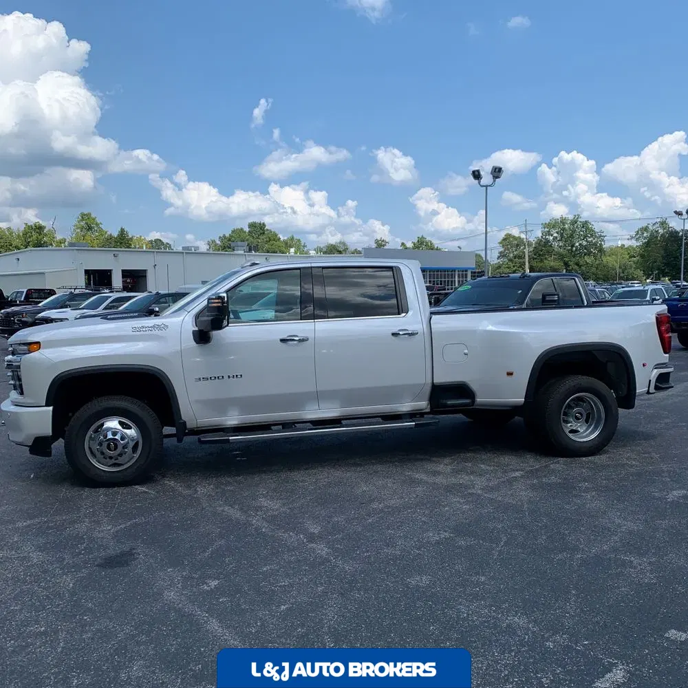 2023 Chevrolet Silverado 3500HD High Country