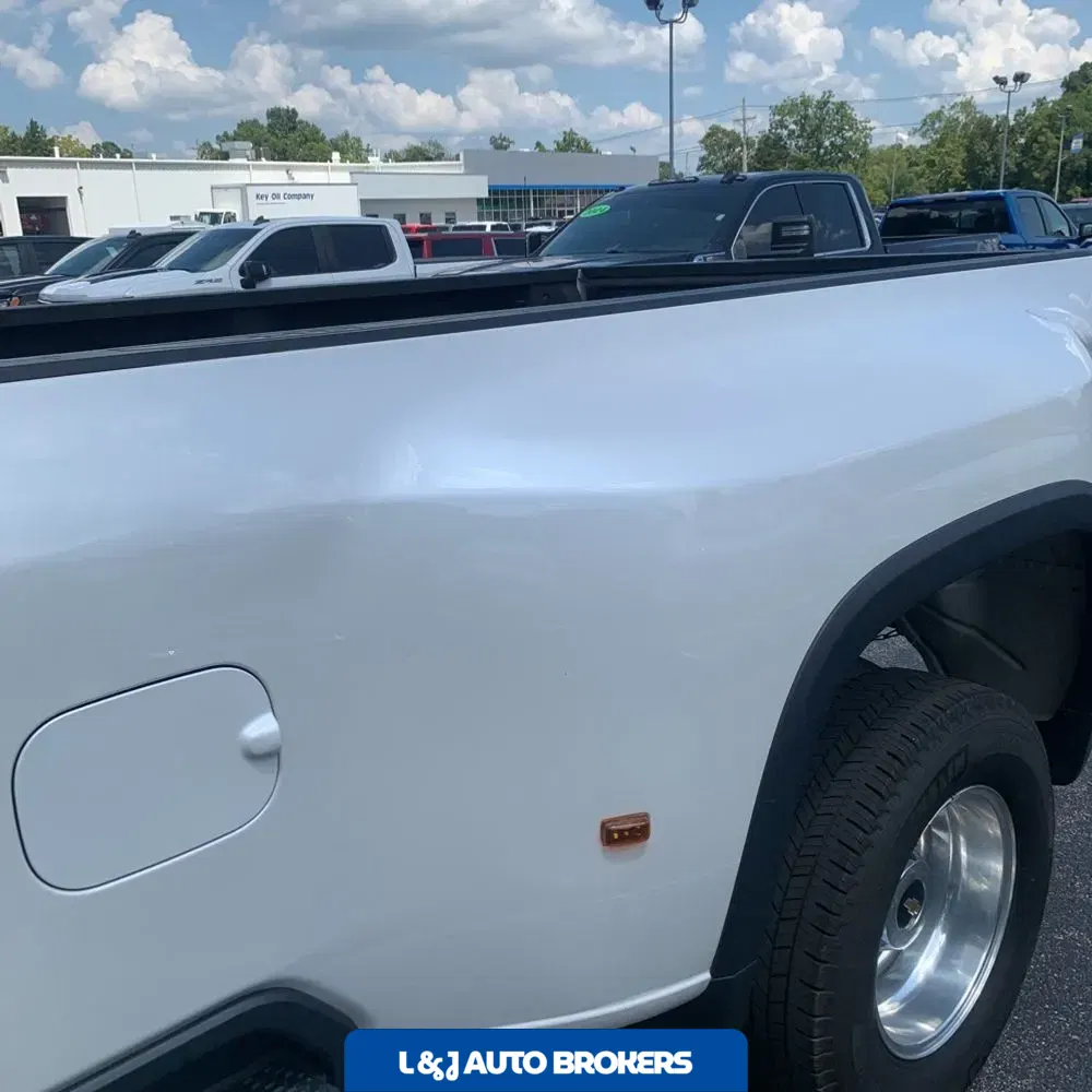 2023 Chevrolet Silverado 3500HD High Country