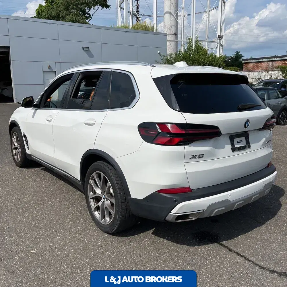 2024 BMW X5 XDrive40i