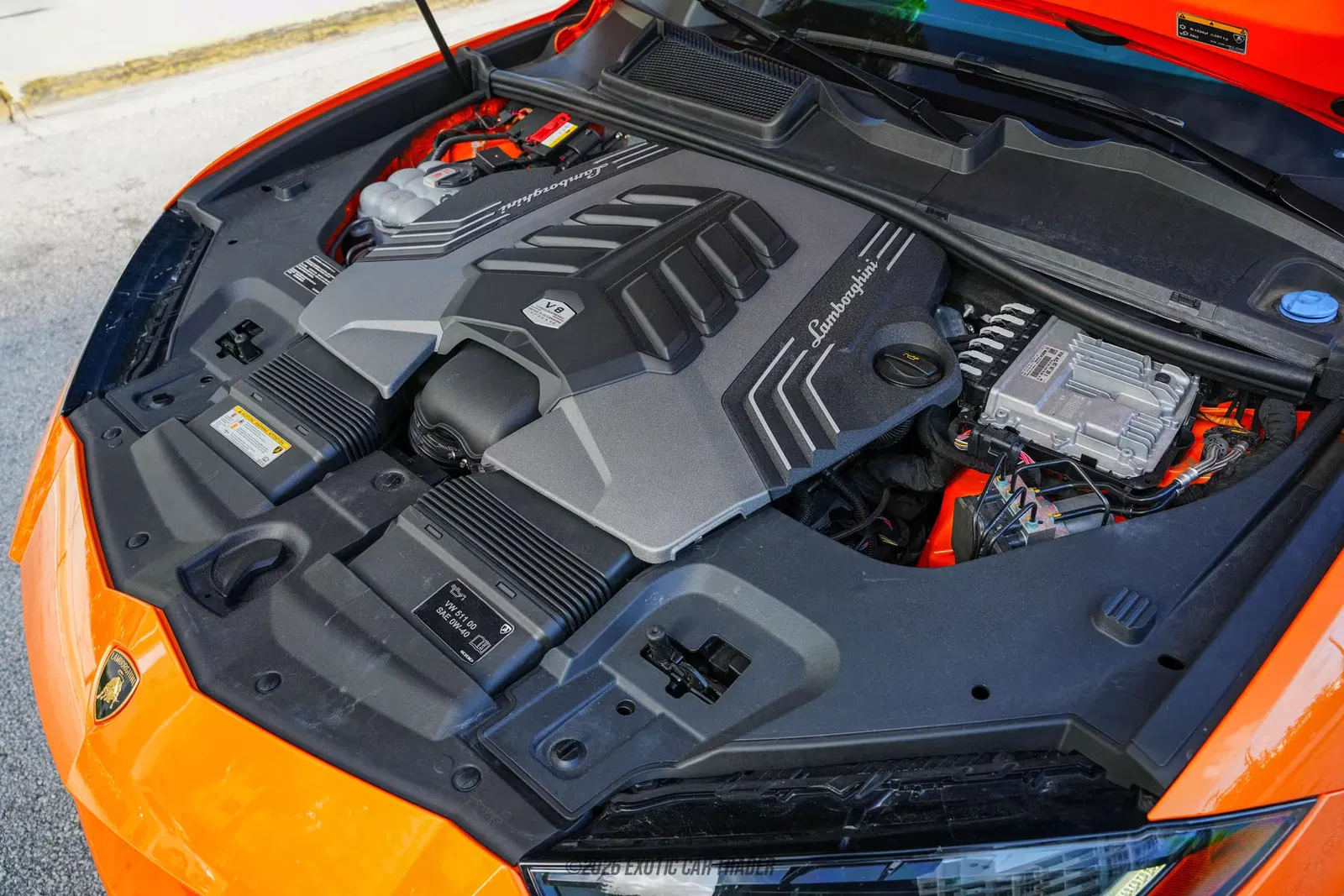 2022 Lamborghini Urus Pearl Capsule