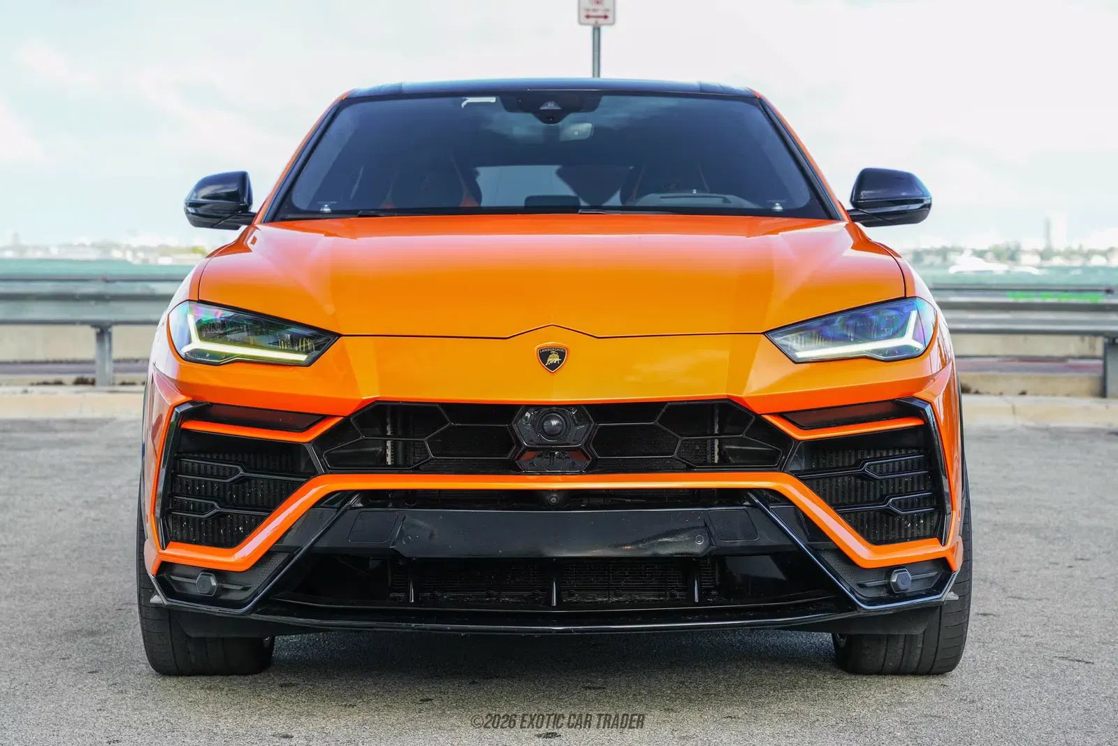 2022 Lamborghini Urus Pearl Capsule