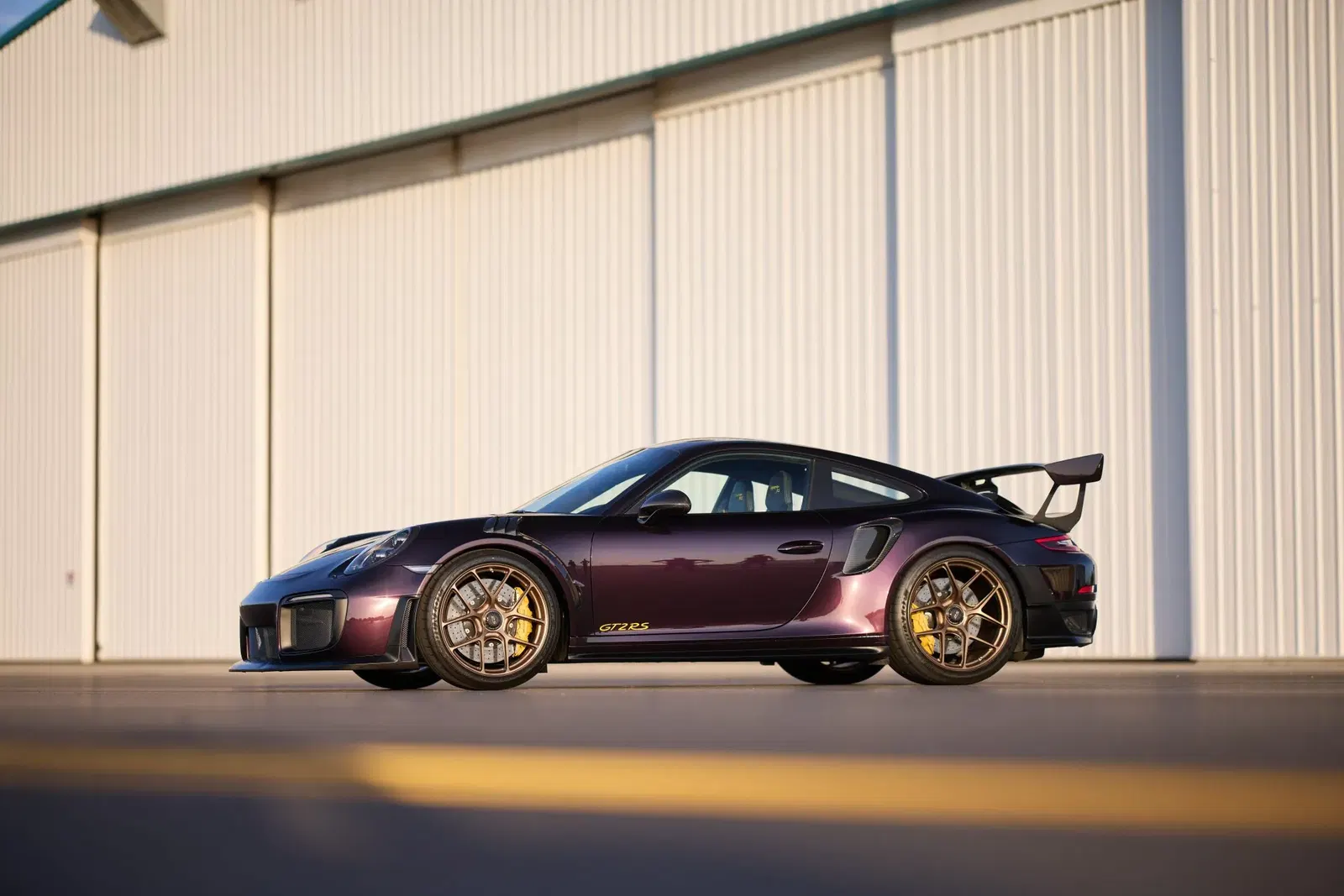 2018 Porsche 911 GT2 RS Weissach