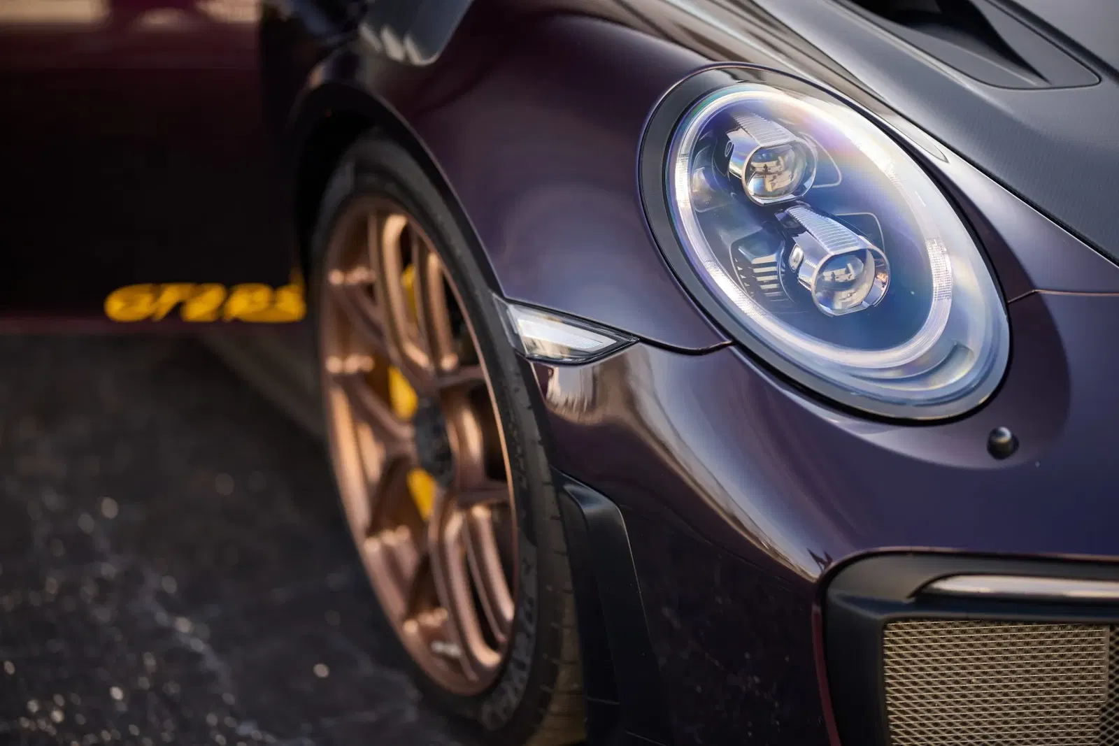 2018 Porsche 911 GT2 RS Weissach