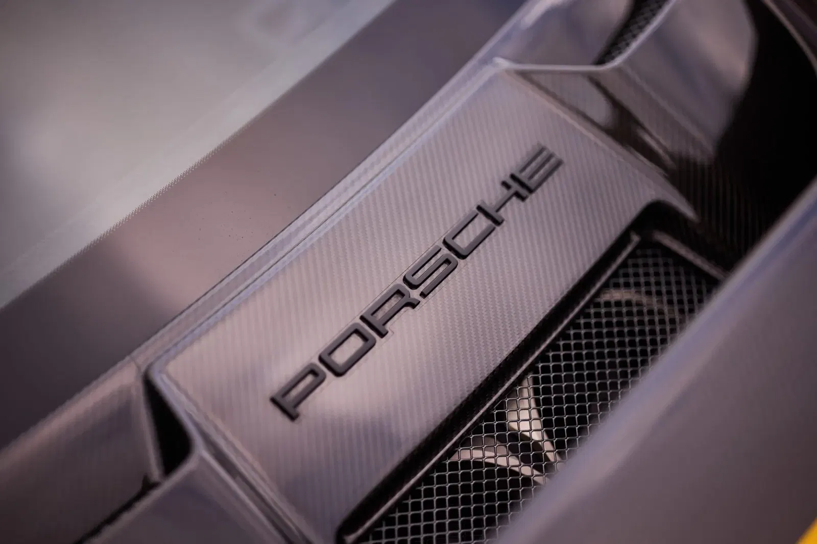 2018 Porsche 911 GT2 RS Weissach