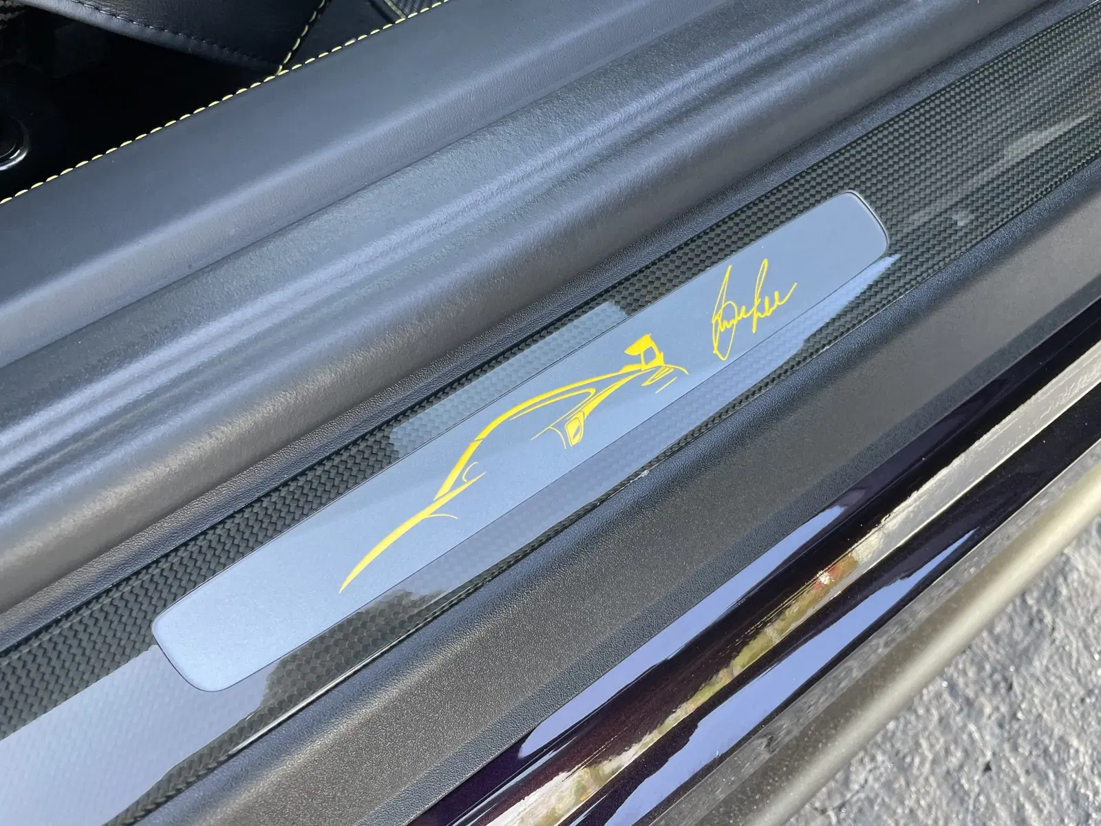 2018 Porsche 911 GT2 RS Weissach