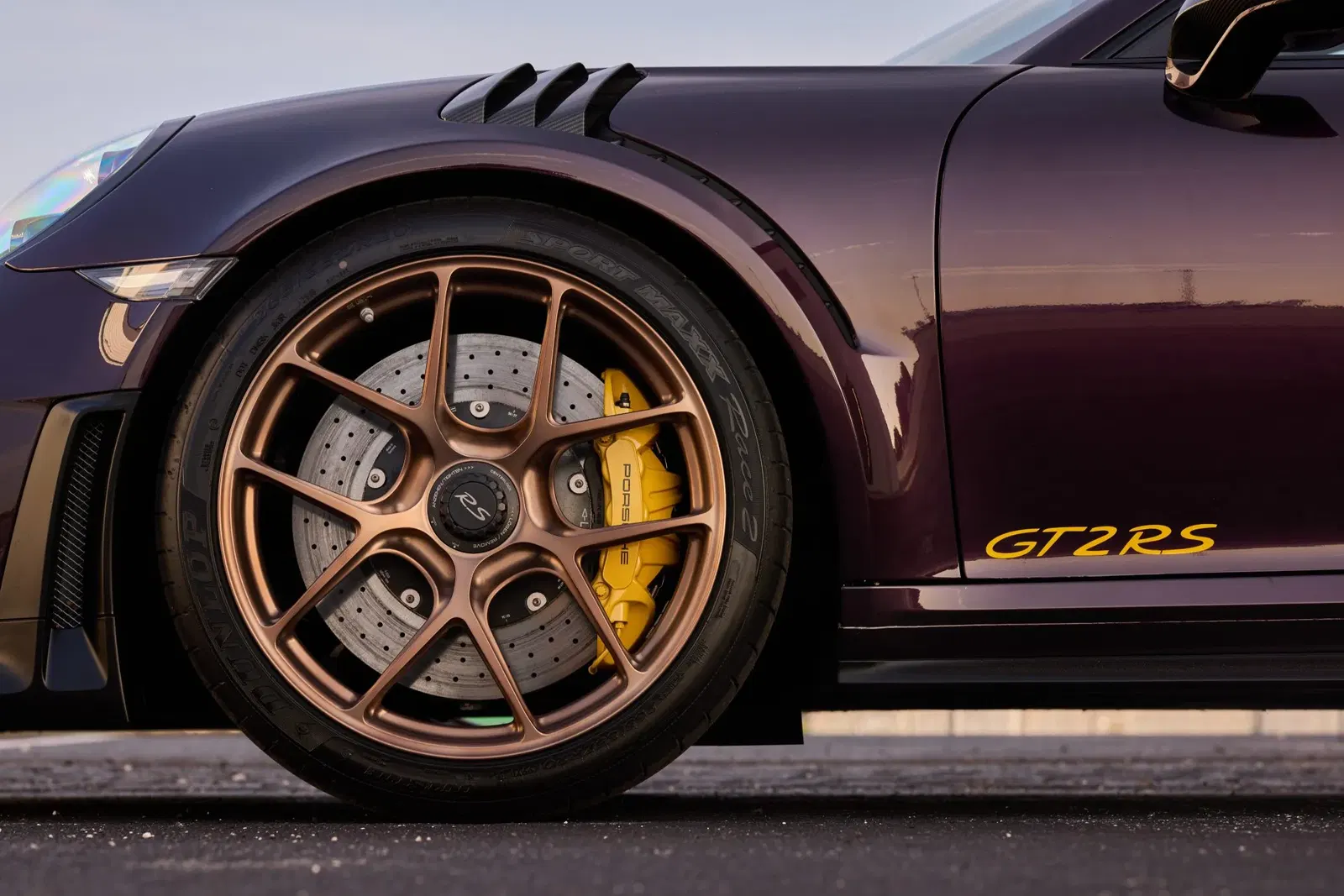 2018 Porsche 911 GT2 RS Weissach