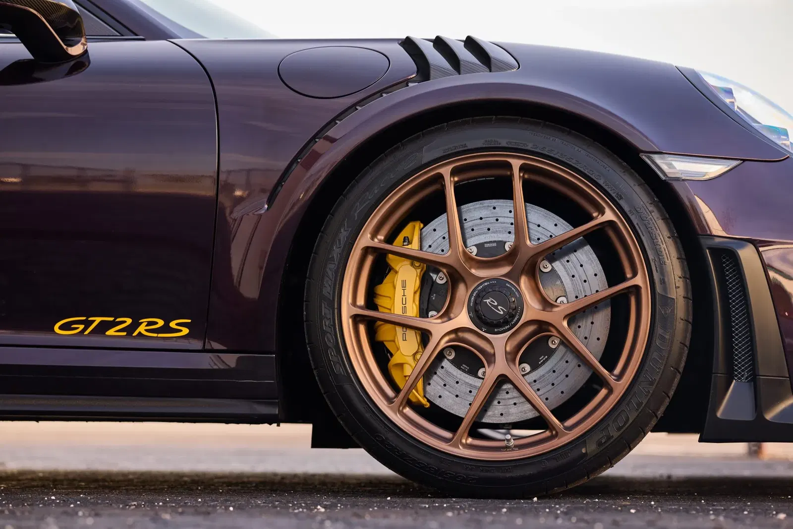 2018 Porsche 911 GT2 RS Weissach