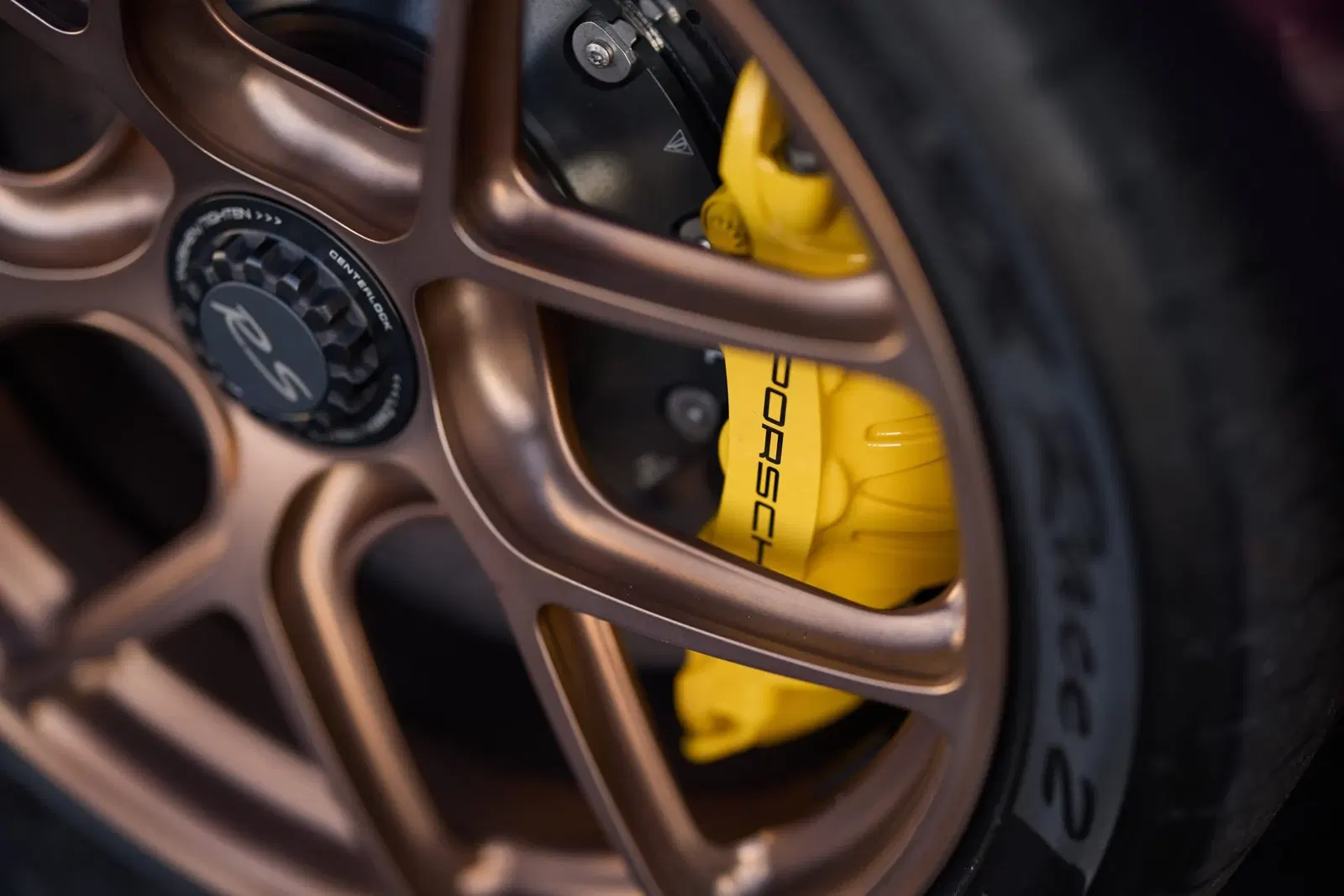2018 Porsche 911 GT2 RS Weissach