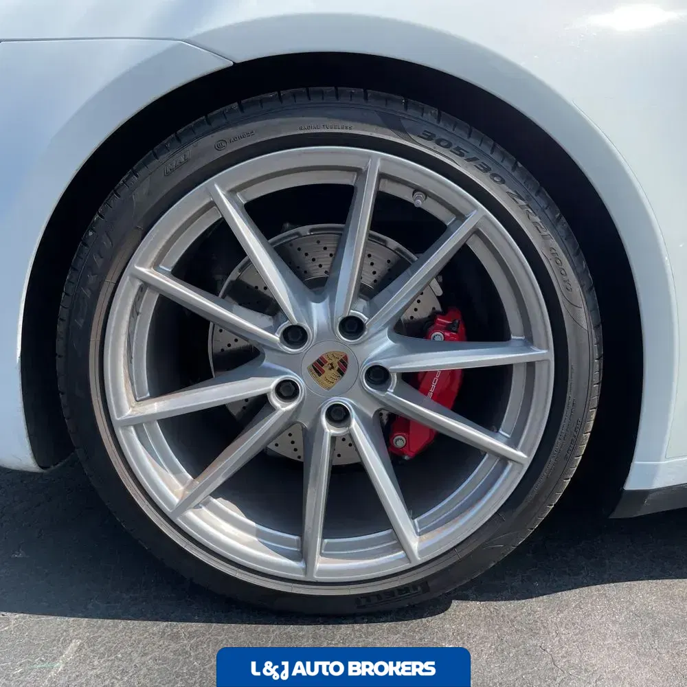 2020 Porsche 911 Carrera S