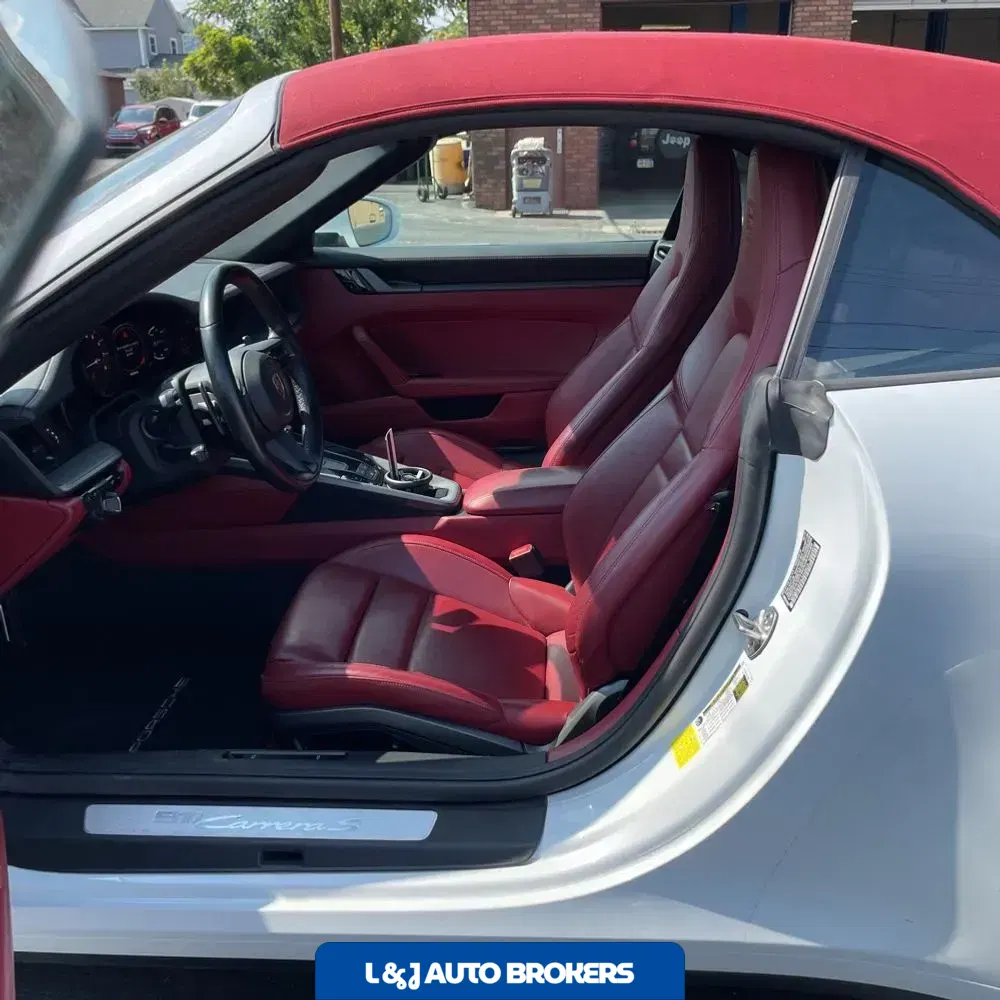 2020 Porsche 911 Carrera S