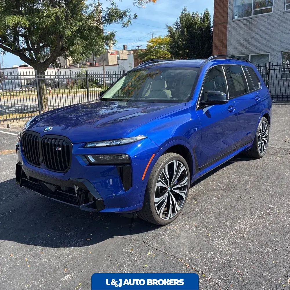 2024 BMW X7 M60i